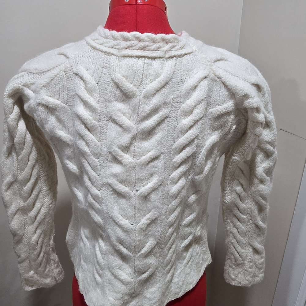 100% Wool Knit Sweater - Picture 3 of 5